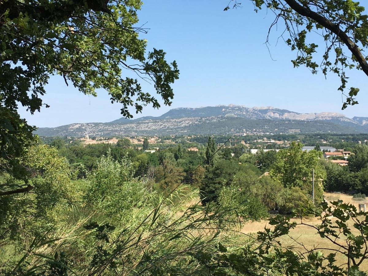Le Jardin De Lau Villa Обиньон Екстериор снимка