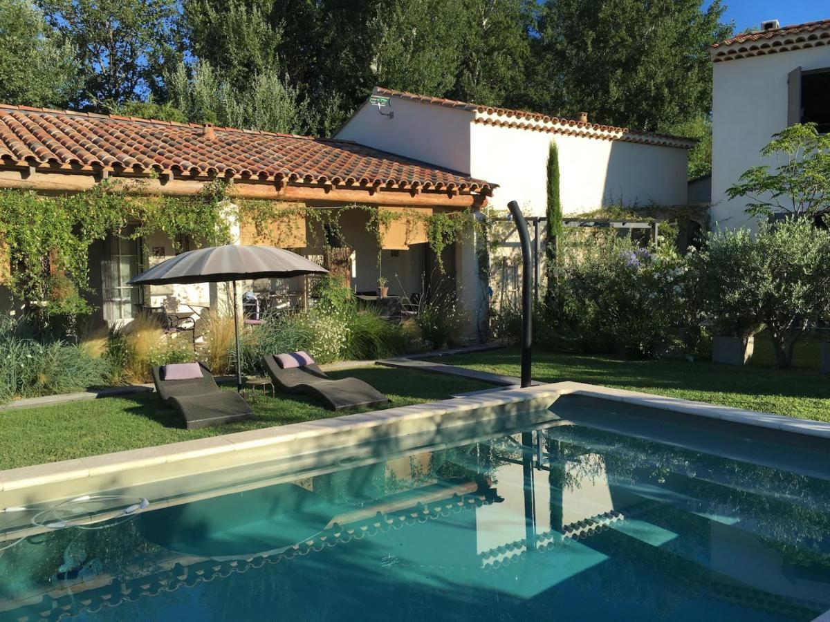 Le Jardin De Lau Villa Обиньон Екстериор снимка