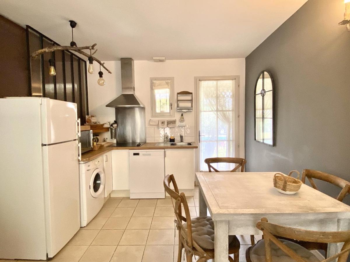 Le Jardin De Lau Villa Обиньон Екстериор снимка