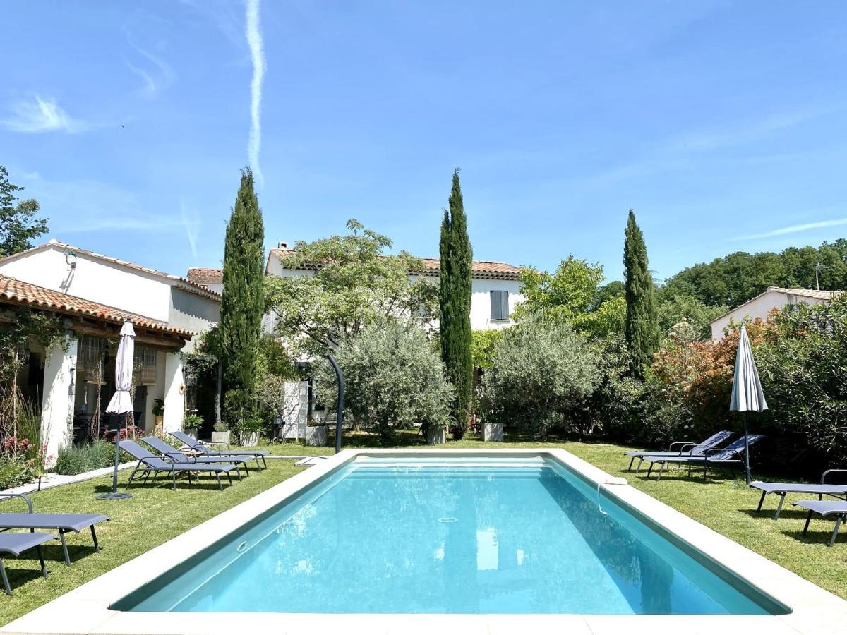 Le Jardin De Lau Villa Обиньон Екстериор снимка
