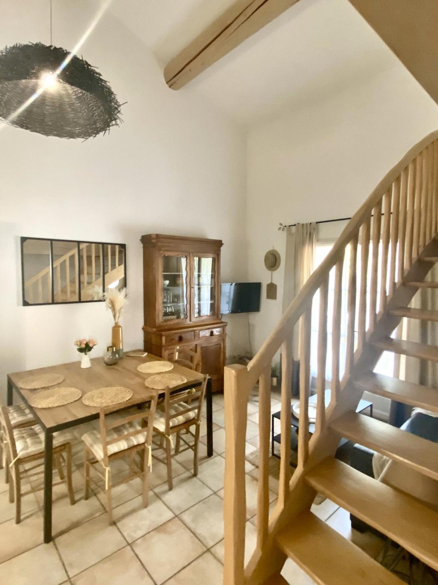 Le Jardin De Lau Villa Обиньон Стая снимка