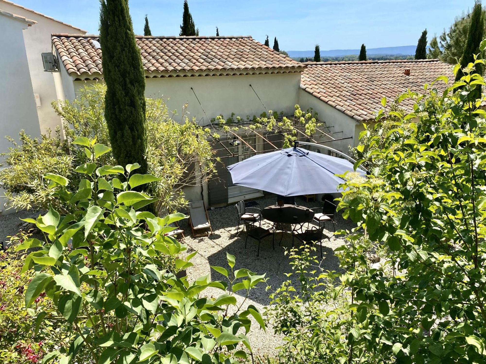 Le Jardin De Lau Villa Обиньон Стая снимка